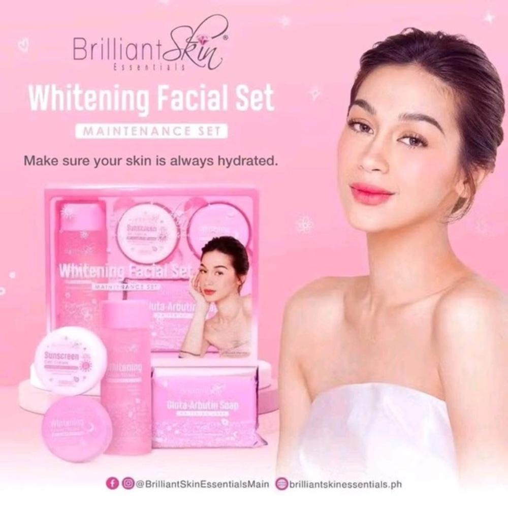 Brilliant Skin Essentials Whitening Maintenance Set.